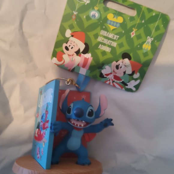 Disney  Stitch  book  ornament 2023  NWT - Picture 4 of 4